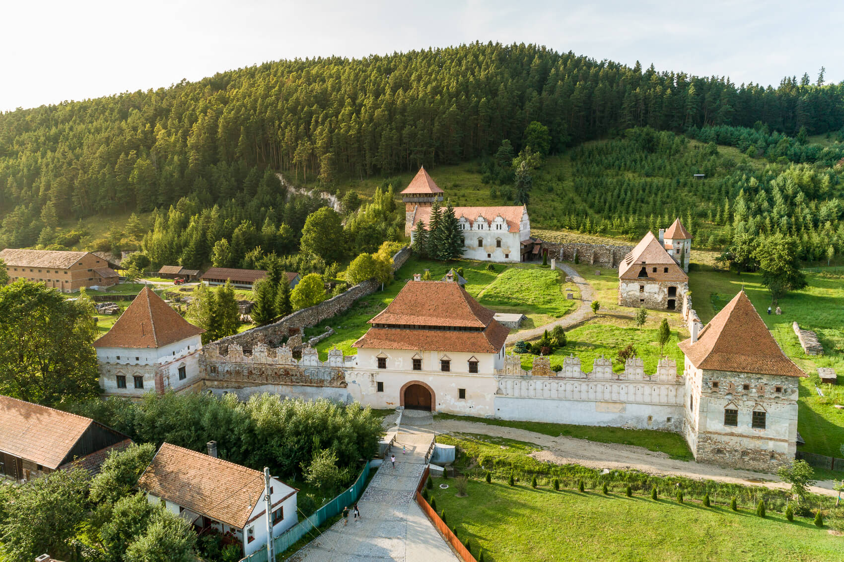 Замок Лазар, Румунія